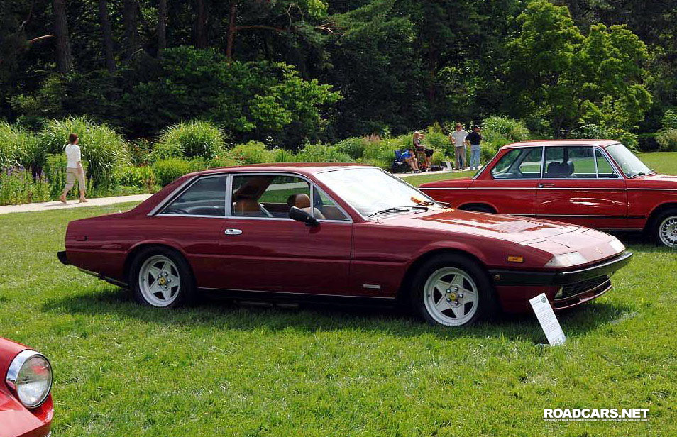 Ferrari 400ia