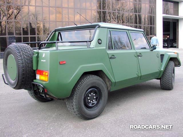 Lamborghini LM002