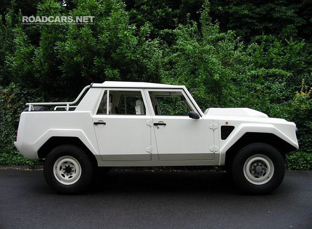 Lamborghini LM002